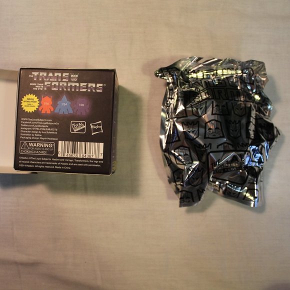 Transformers vinyl figure - Picture 2 of 6